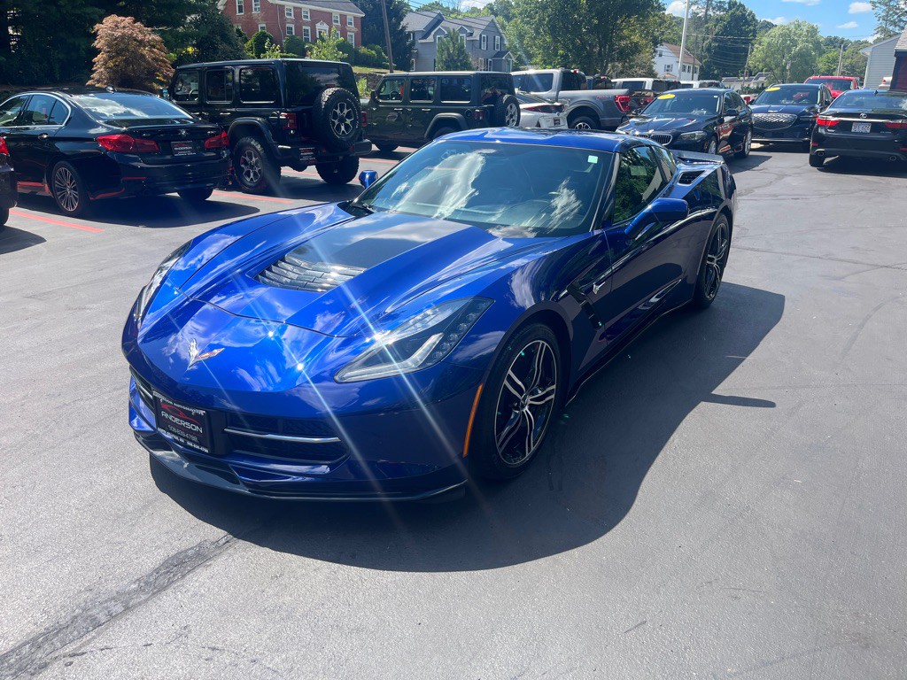 2017 Chevrolet Corvette Image 2