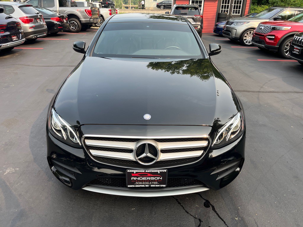2017 Mercedes-Benz E-Class Image 3