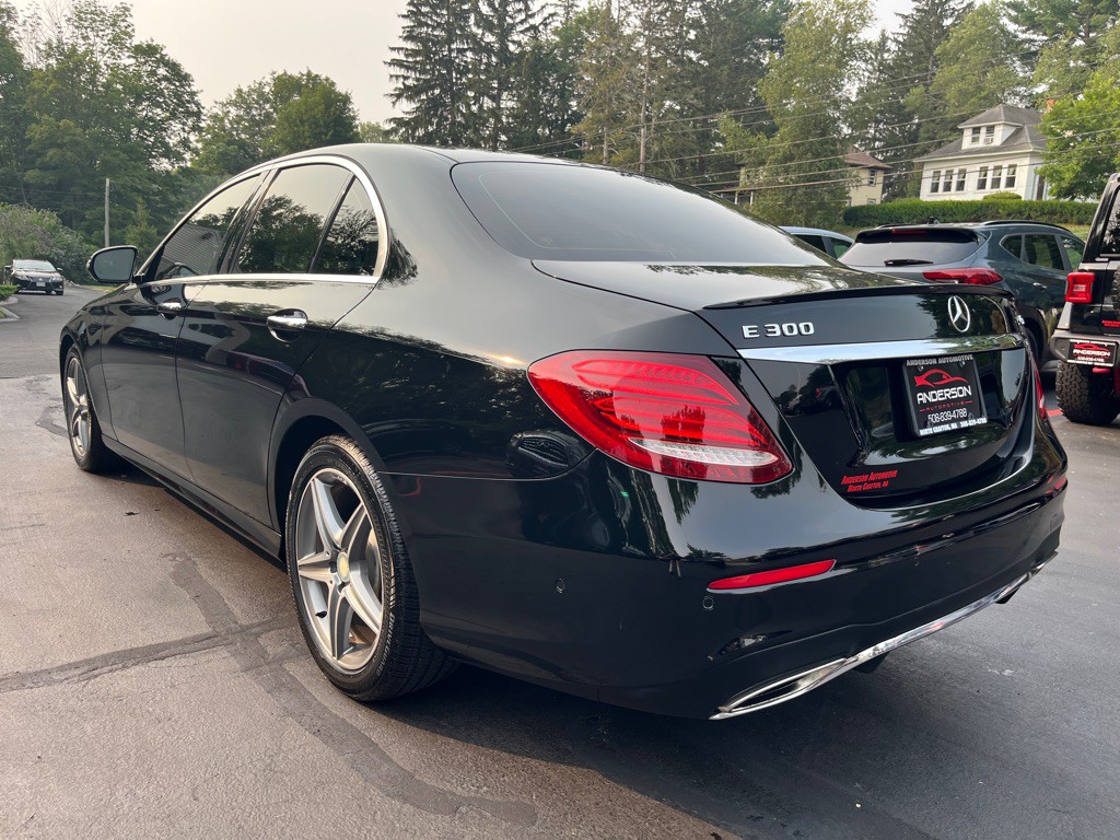 2017 Mercedes-Benz E-Class Image 13