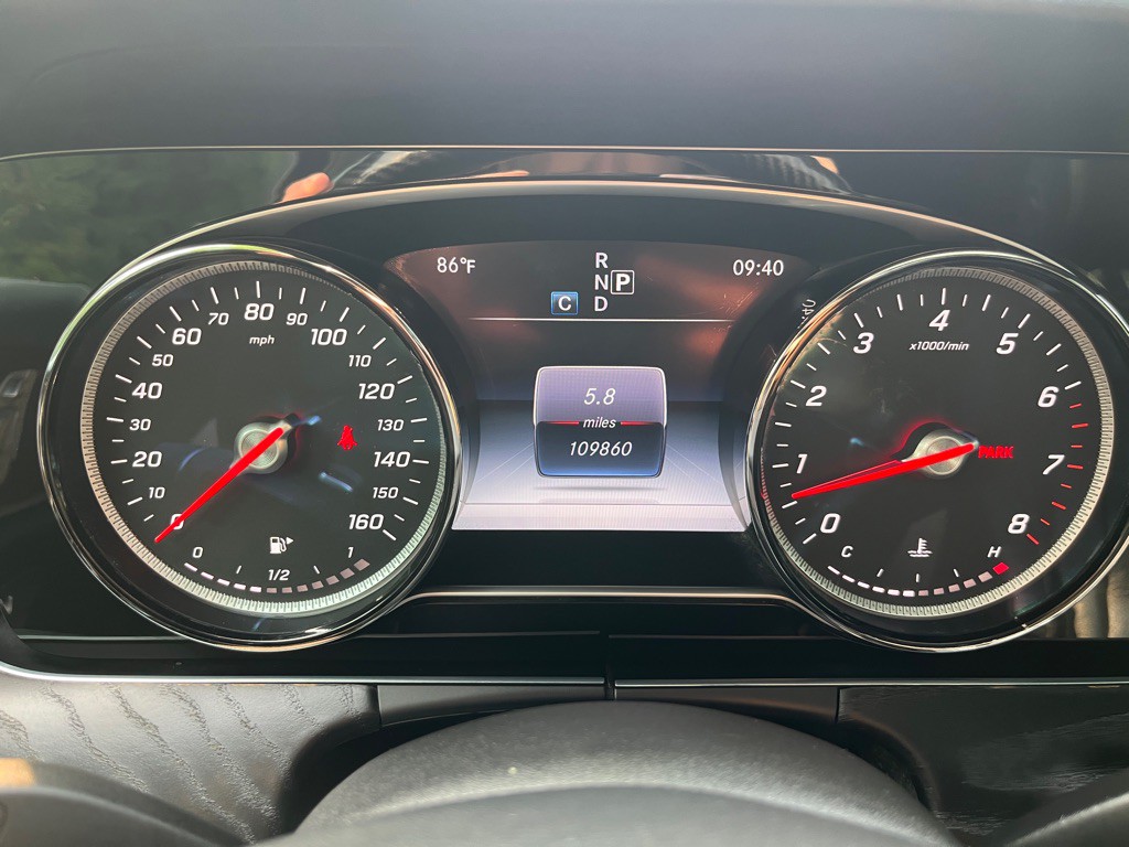 2017 Mercedes-Benz E-Class Image 22