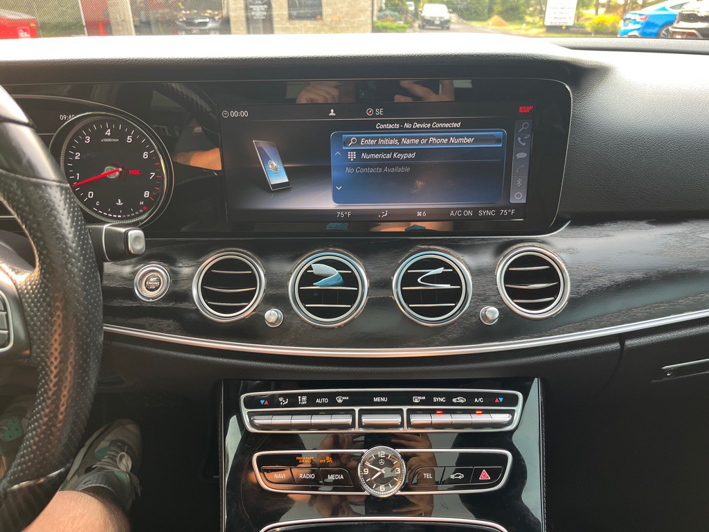 2017 Mercedes-Benz E-Class Image 23