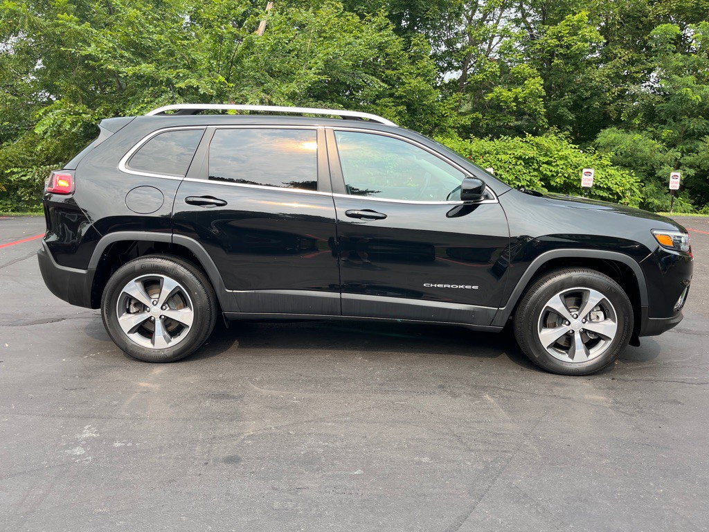 2020 Jeep Cherokee Image 5