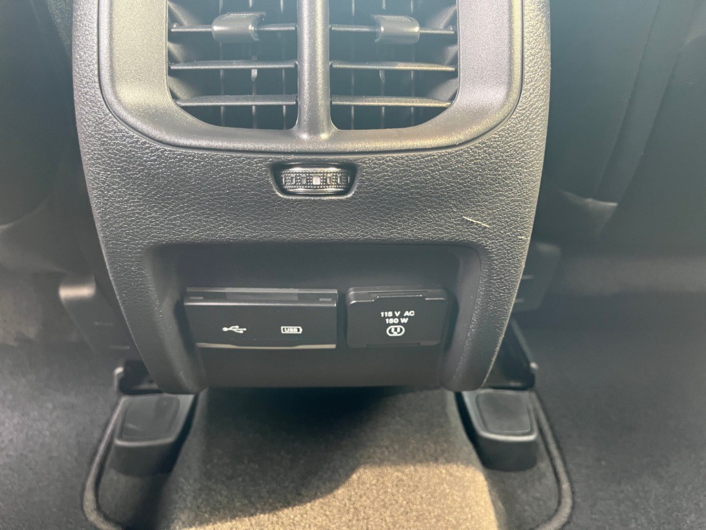 2020 Jeep Cherokee Image 16
