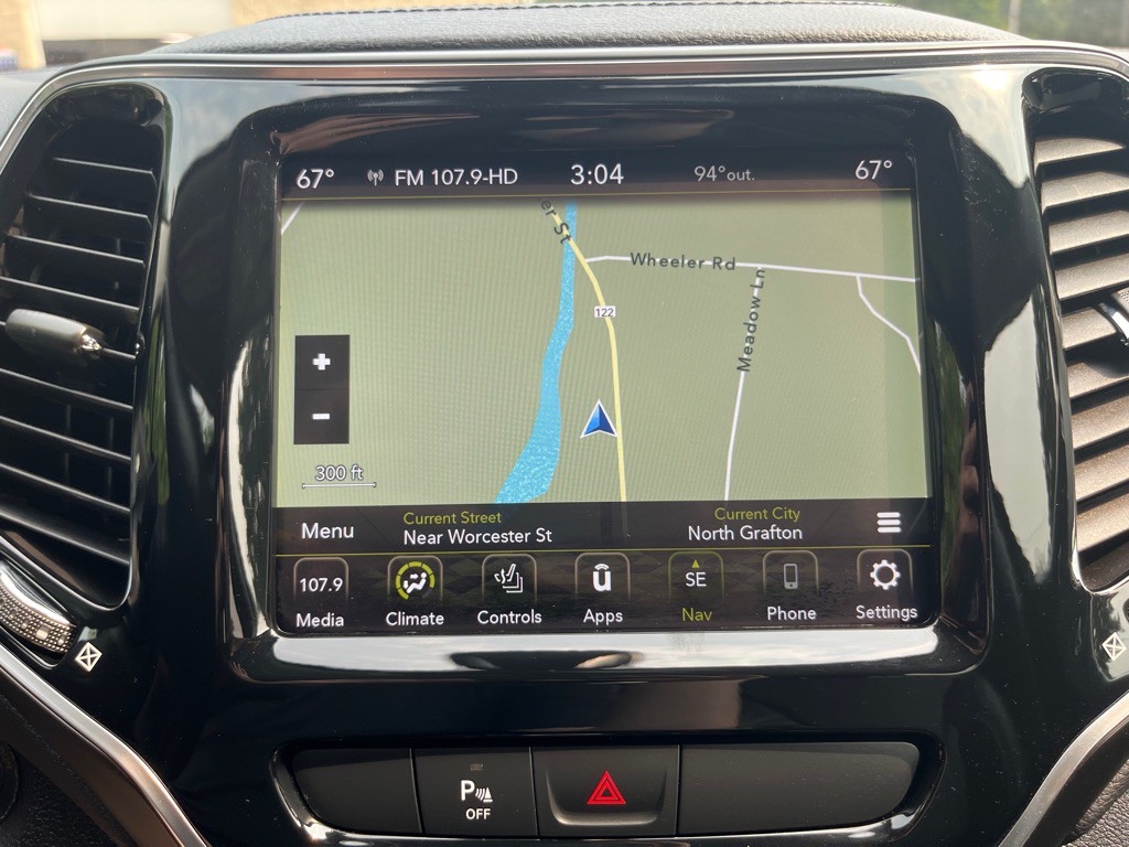 2020 Jeep Cherokee Image 25