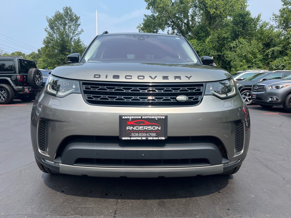 2017 Land Rover Discovery Image 4