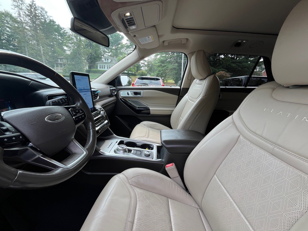 2021 Ford Explorer Image 19