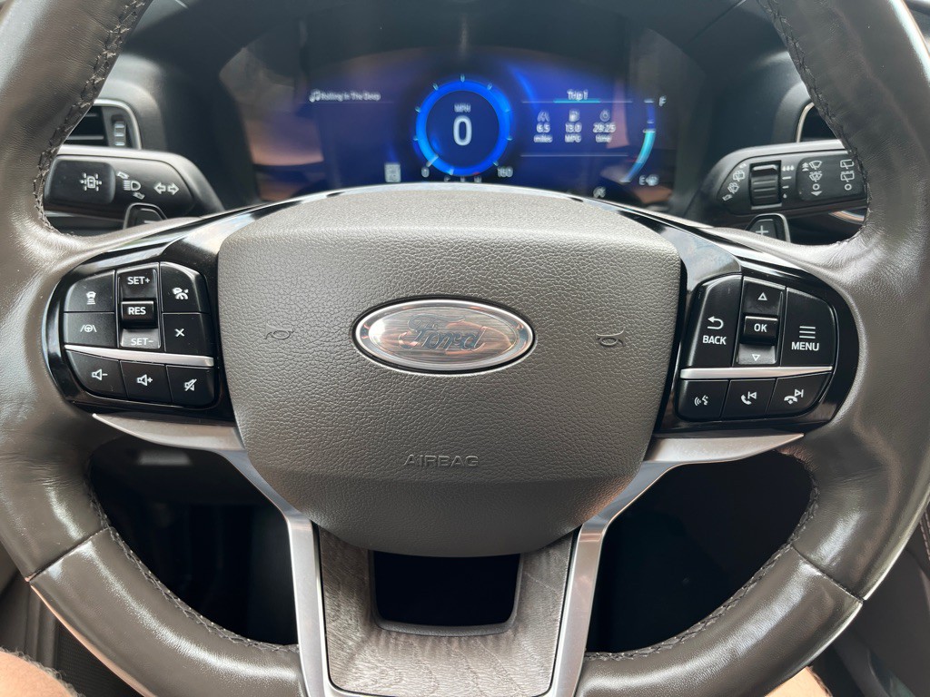 2021 Ford Explorer Image 24