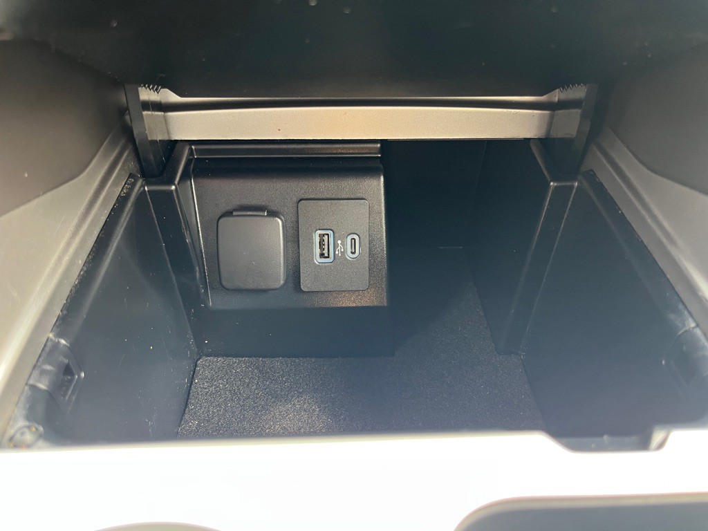 2021 Ford Explorer Image 35