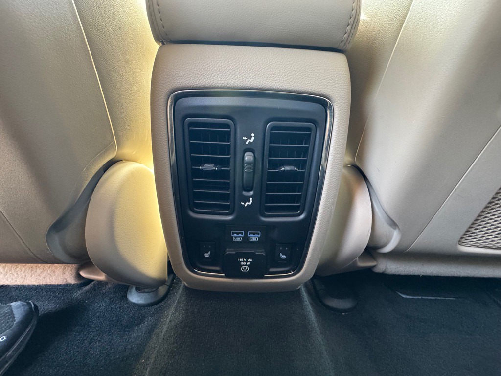 2015 Jeep Grand Cherokee Image 22