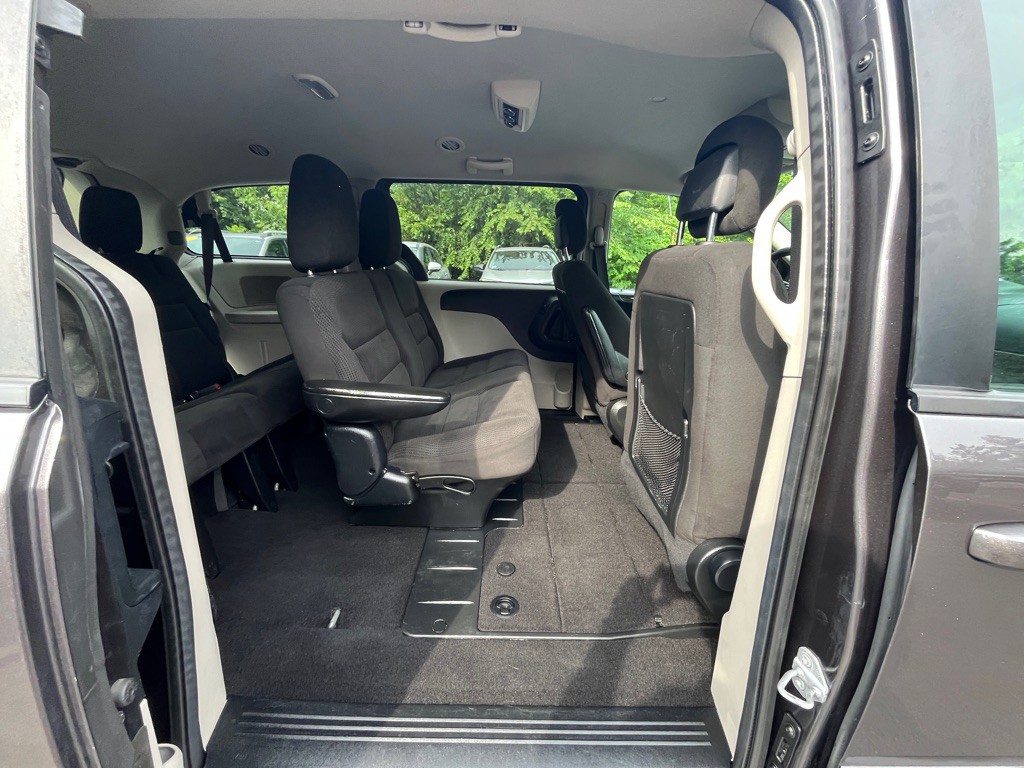 2017 Dodge Grand Caravan Image 7