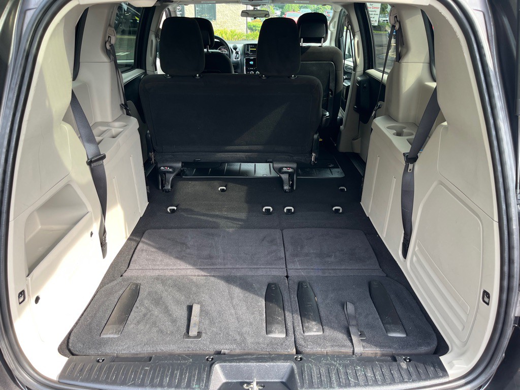 2017 Dodge Grand Caravan Image 11