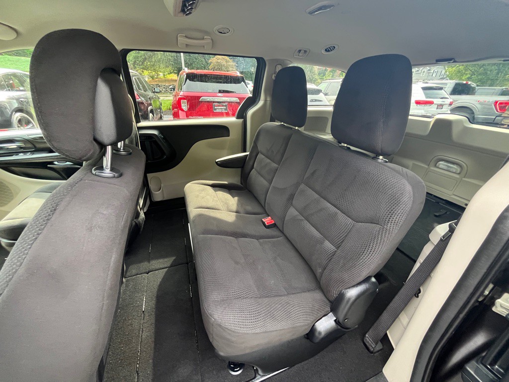 2017 Dodge Grand Caravan Image 14