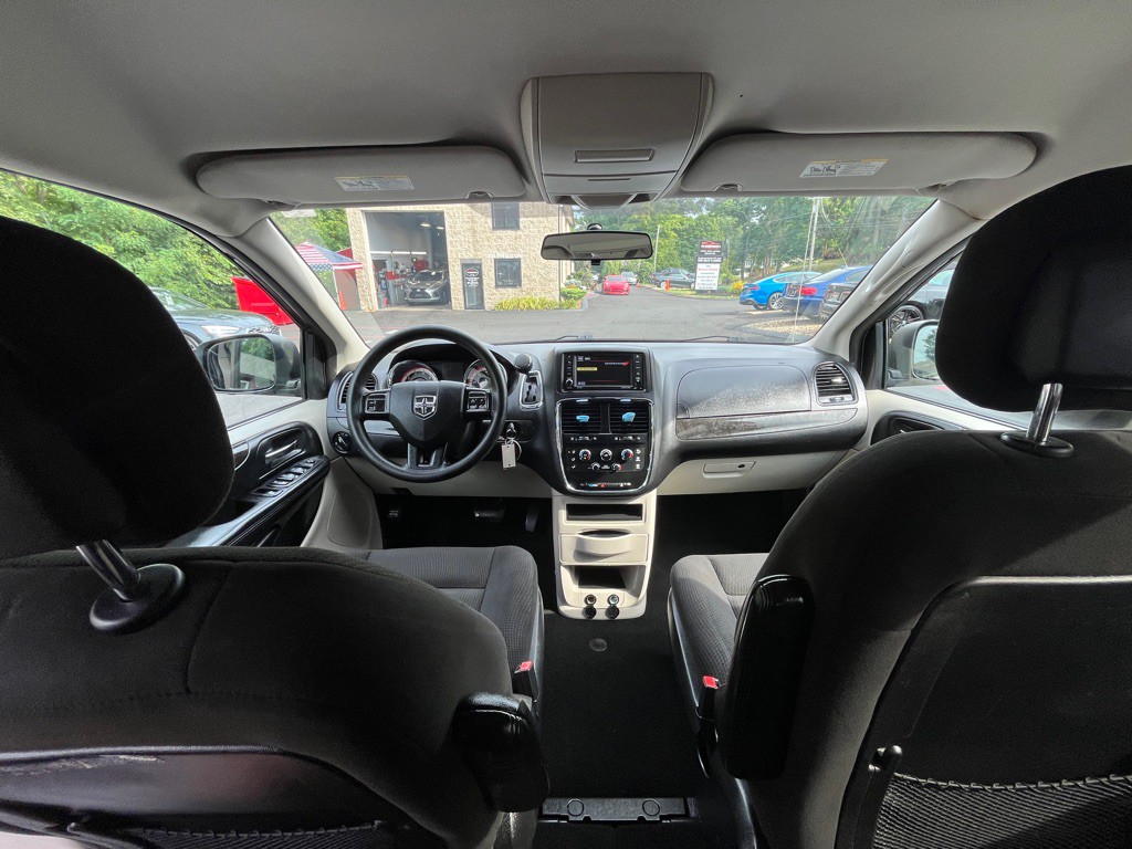 2017 Dodge Grand Caravan Image 15