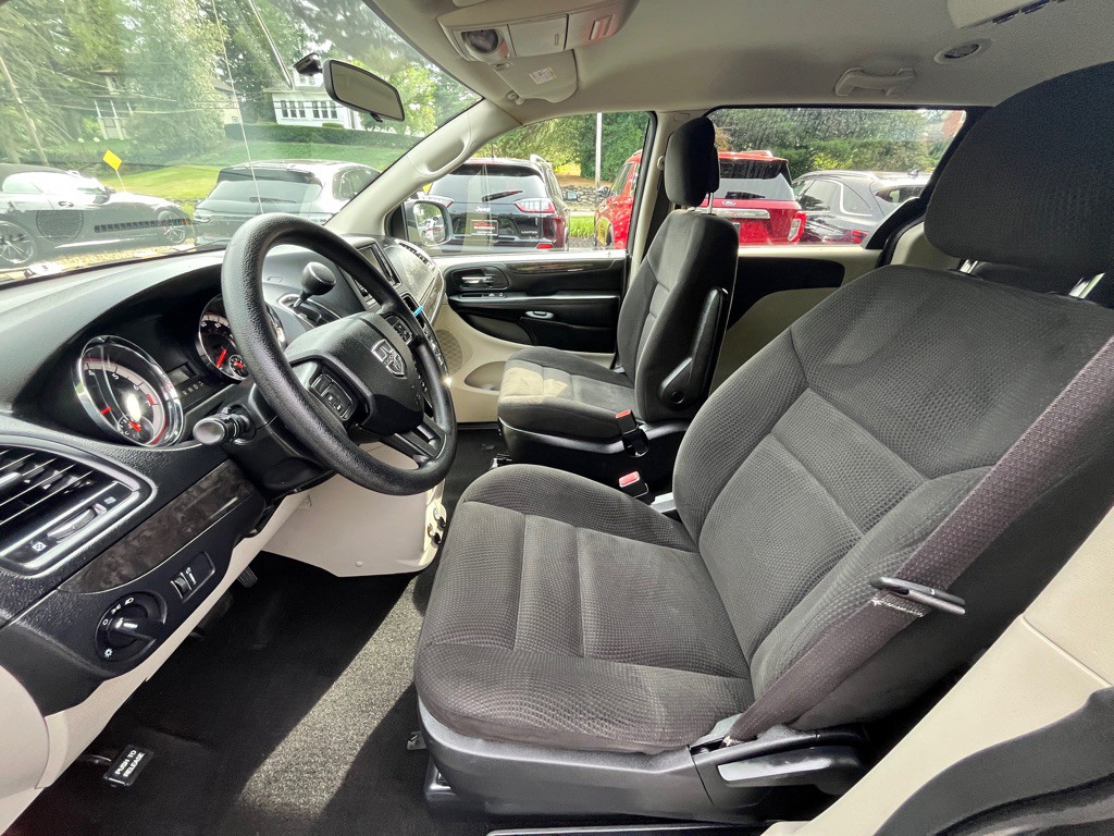 2017 Dodge Grand Caravan Image 17
