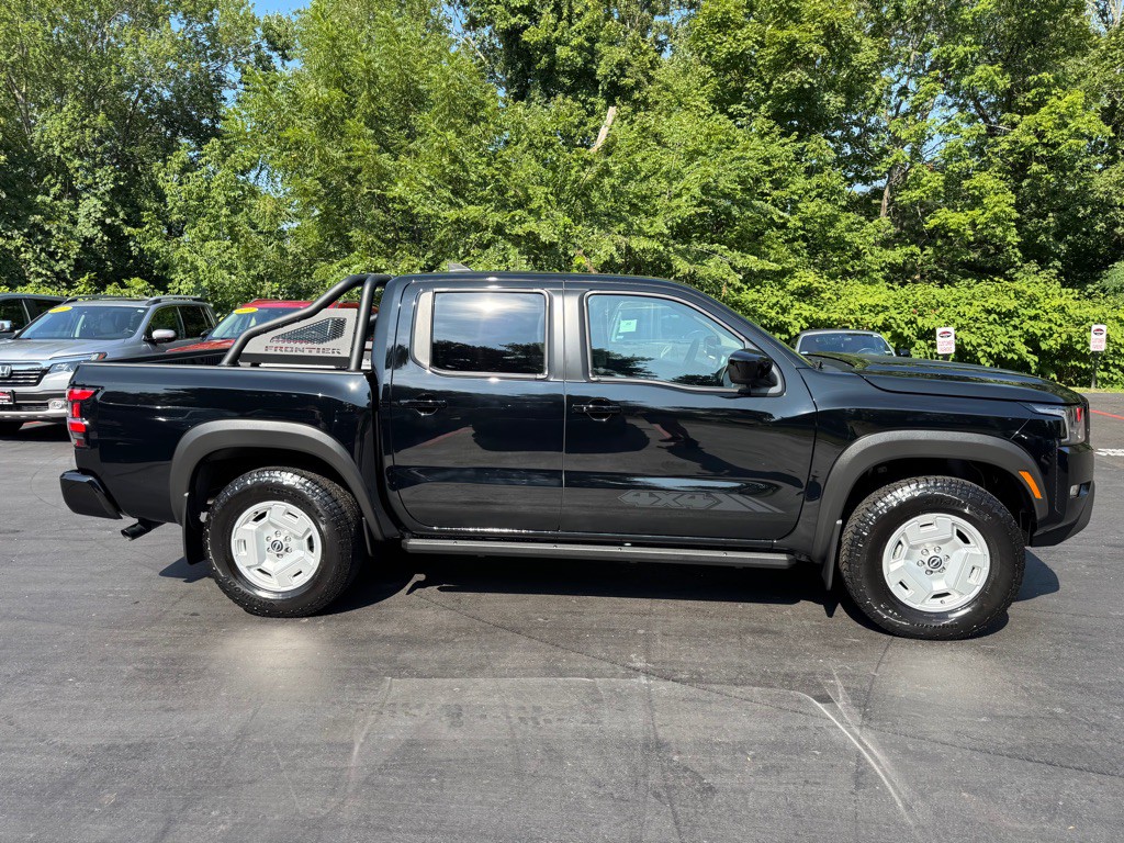 2024 Nissan Frontier Image 7