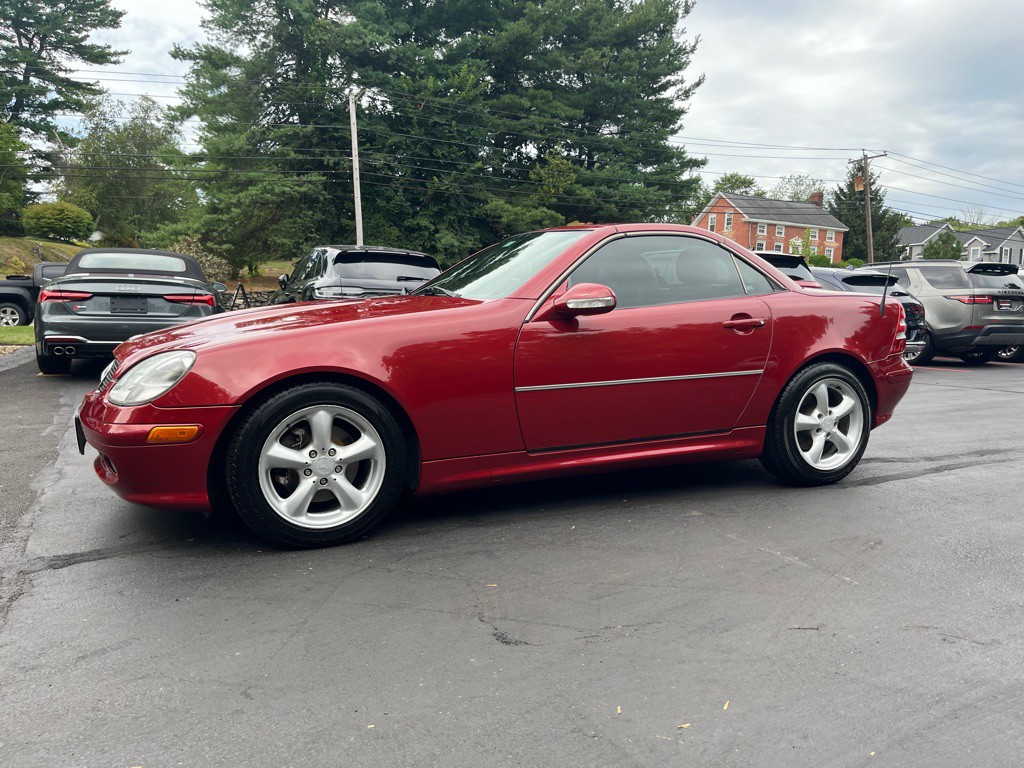 2001 Mercedes-Benz SLK-Class Image 1