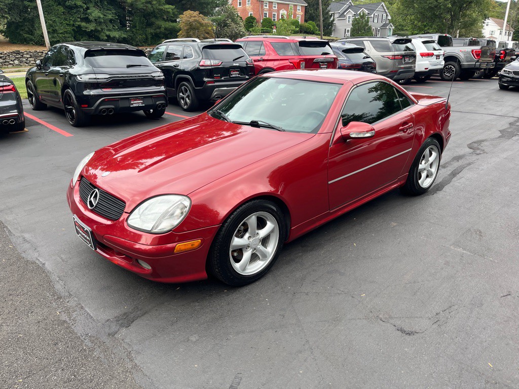 2001 Mercedes-Benz SLK-Class Image 2