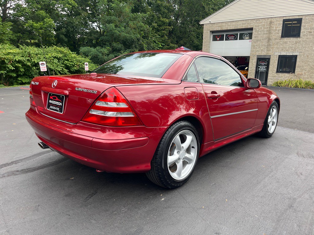 2001 Mercedes-Benz SLK-Class Image 7