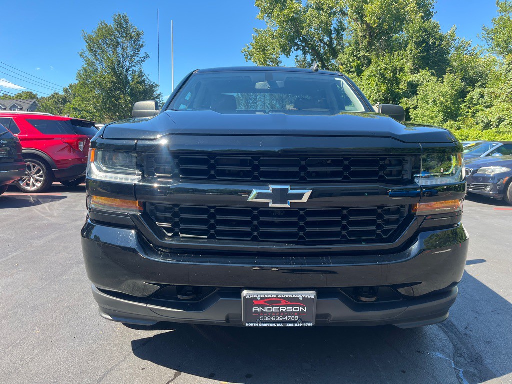 2018 Chevrolet Silverado 1500 Image 3