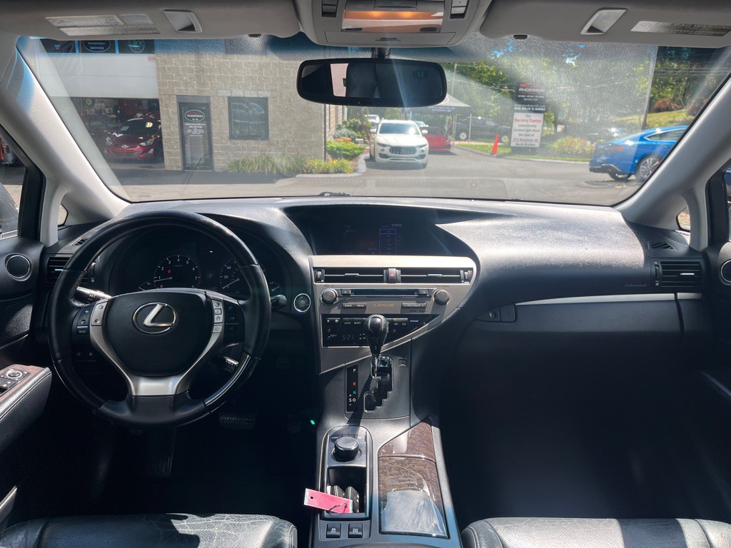 2013 Lexus RX Image 16