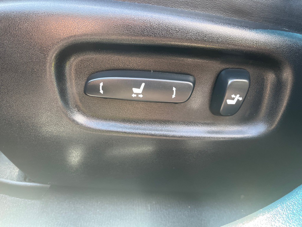 2013 Lexus RX Image 19