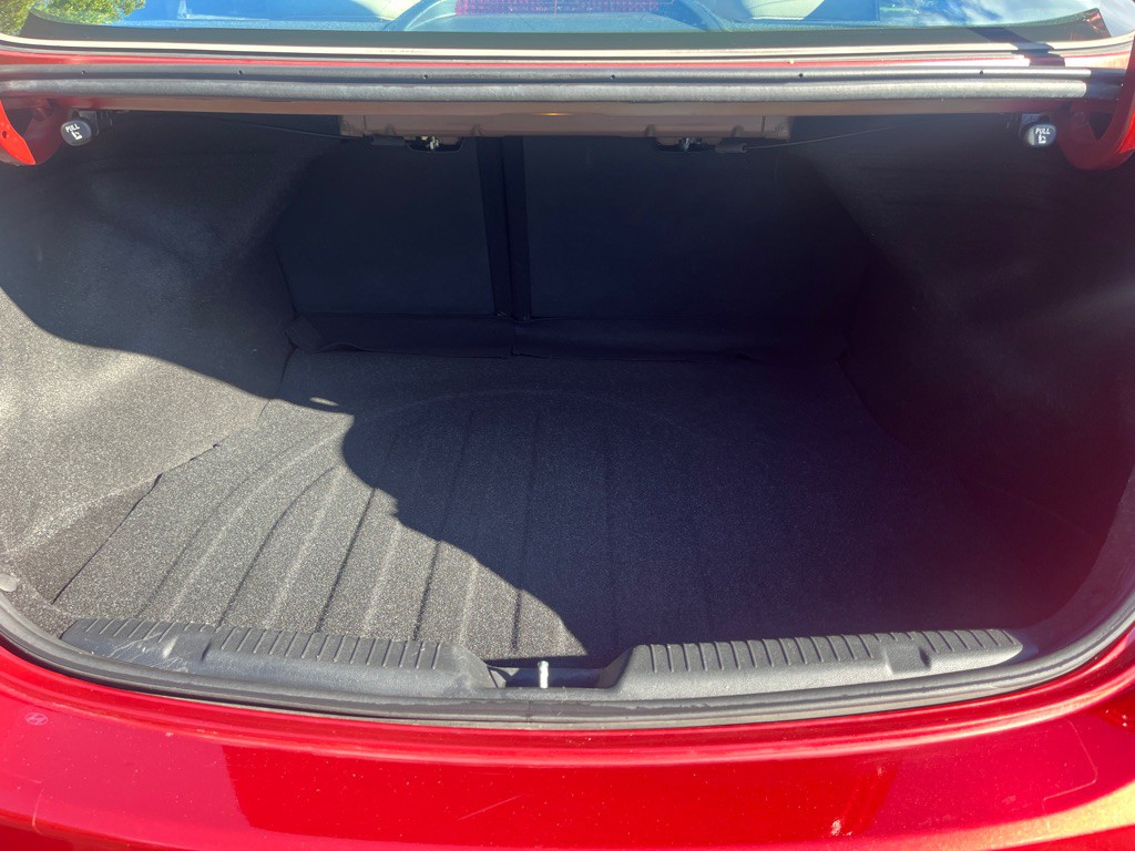 2016 Hyundai Elantra Image 10