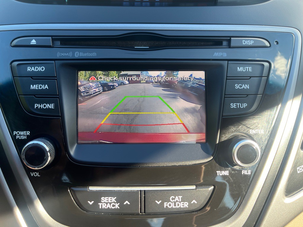 2016 Hyundai Elantra Image 23