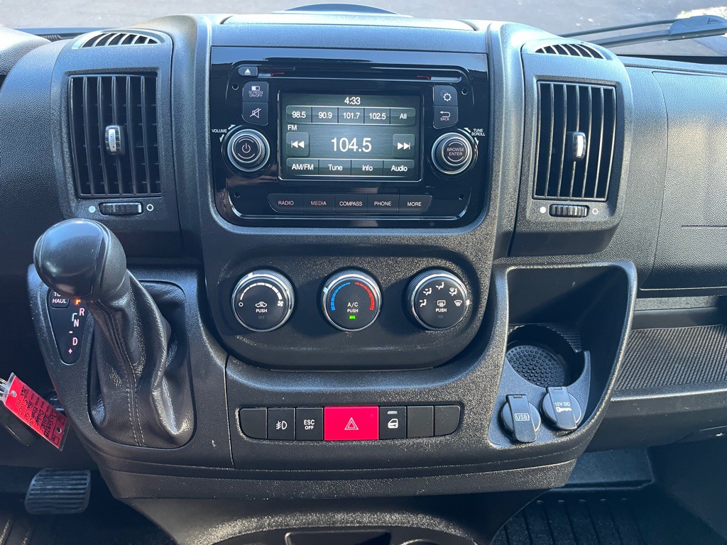 2015 RAM Promaster Image 19