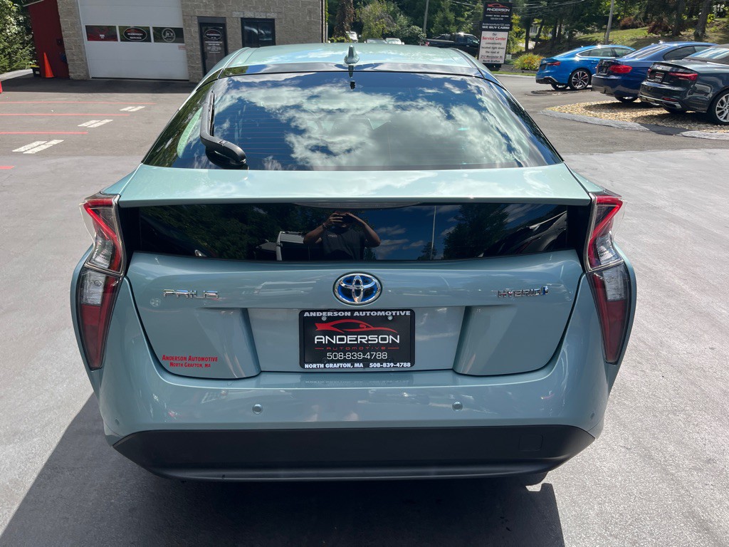 2018 Toyota Prius Image 9