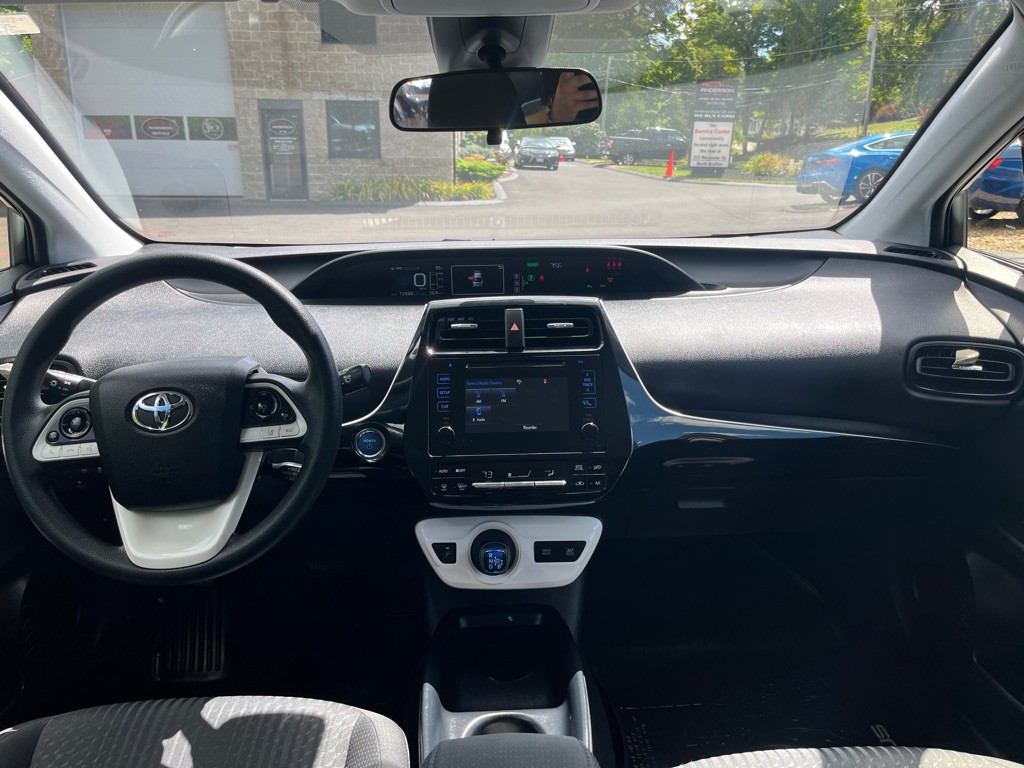 2018 Toyota Prius Image 14