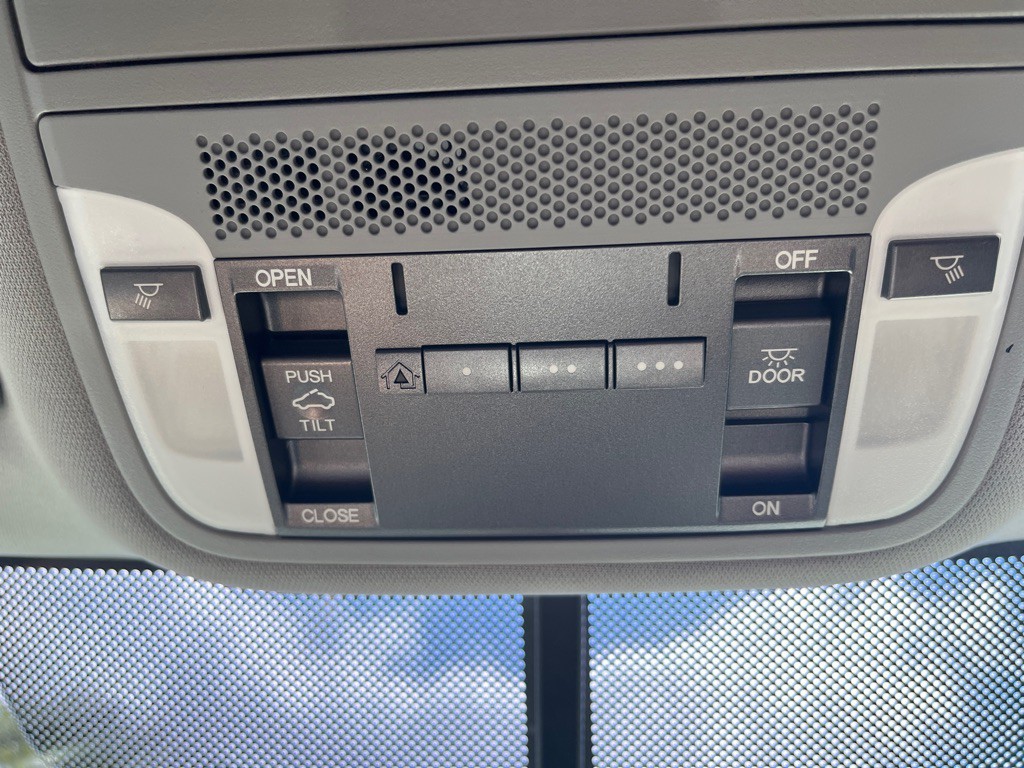 2017 Acura TL Image 23