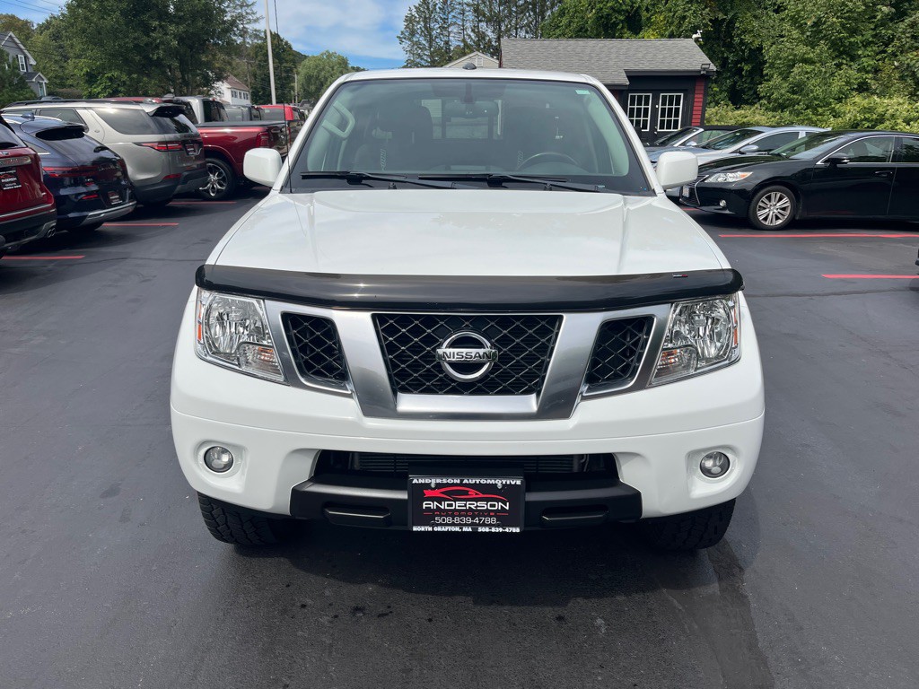 2019 Nissan Frontier Image 3