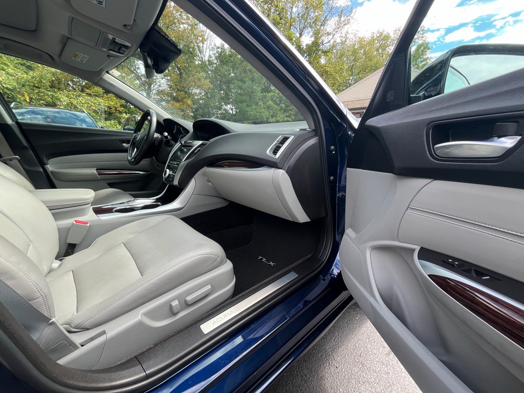 2015 Acura TL Image 6