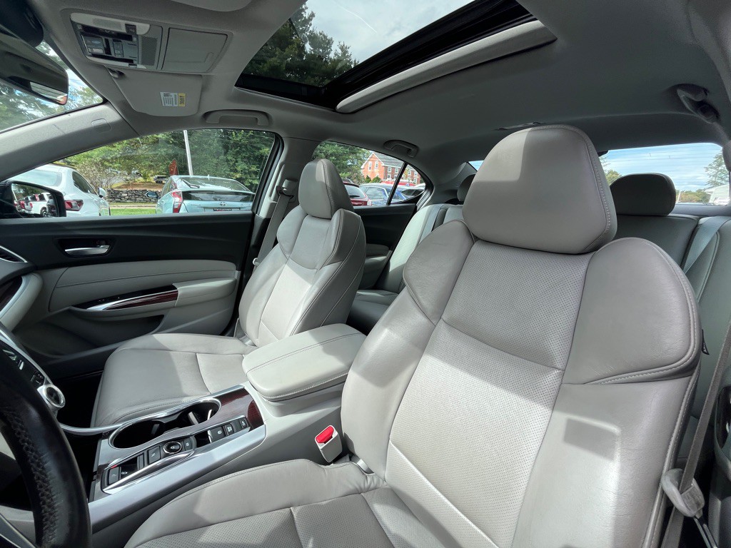 2015 Acura TL Image 16