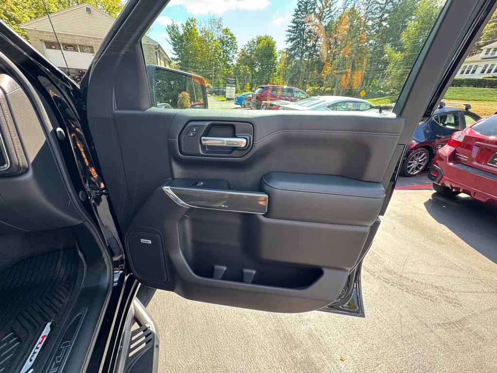 2020 GMC Sierra Image 10