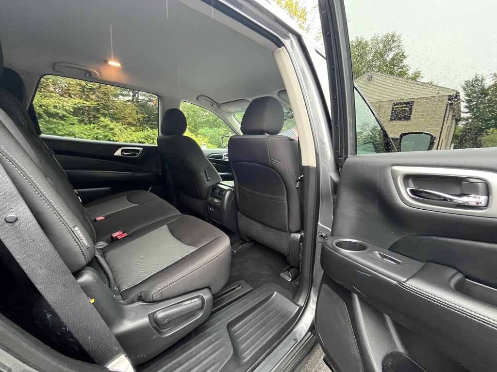 2019 Nissan Pathfinder Image 7