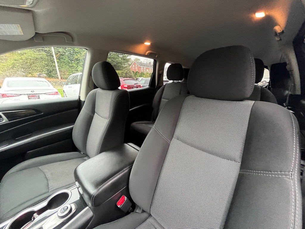 2019 Nissan Pathfinder Image 18