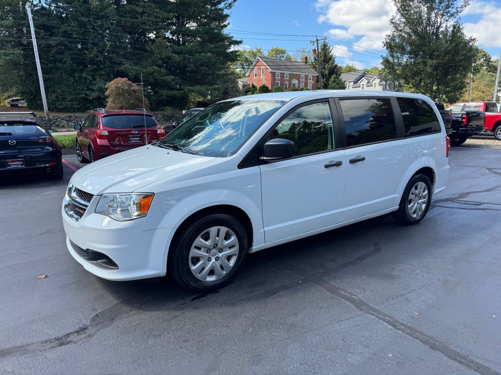 2019 Dodge Grand Caravan Image 1