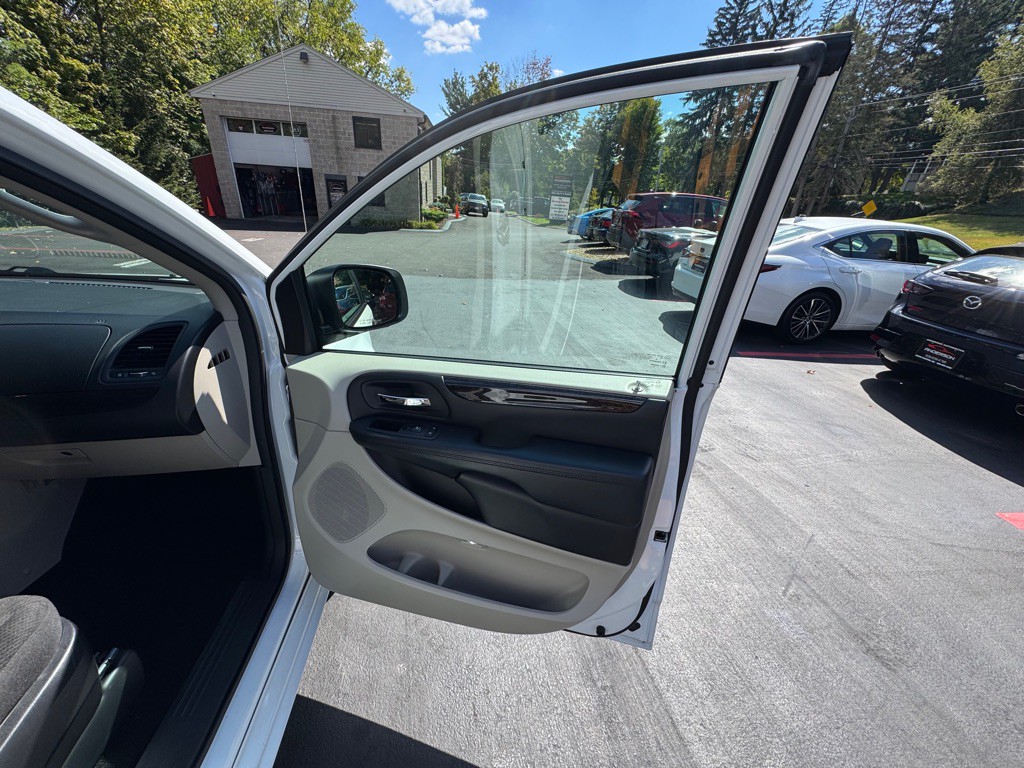 2019 Dodge Grand Caravan Image 9