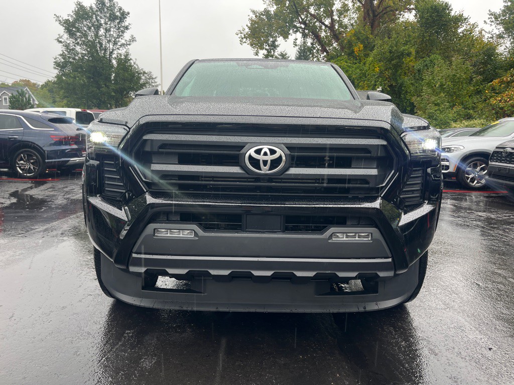 2024 Toyota Tacoma Image 3