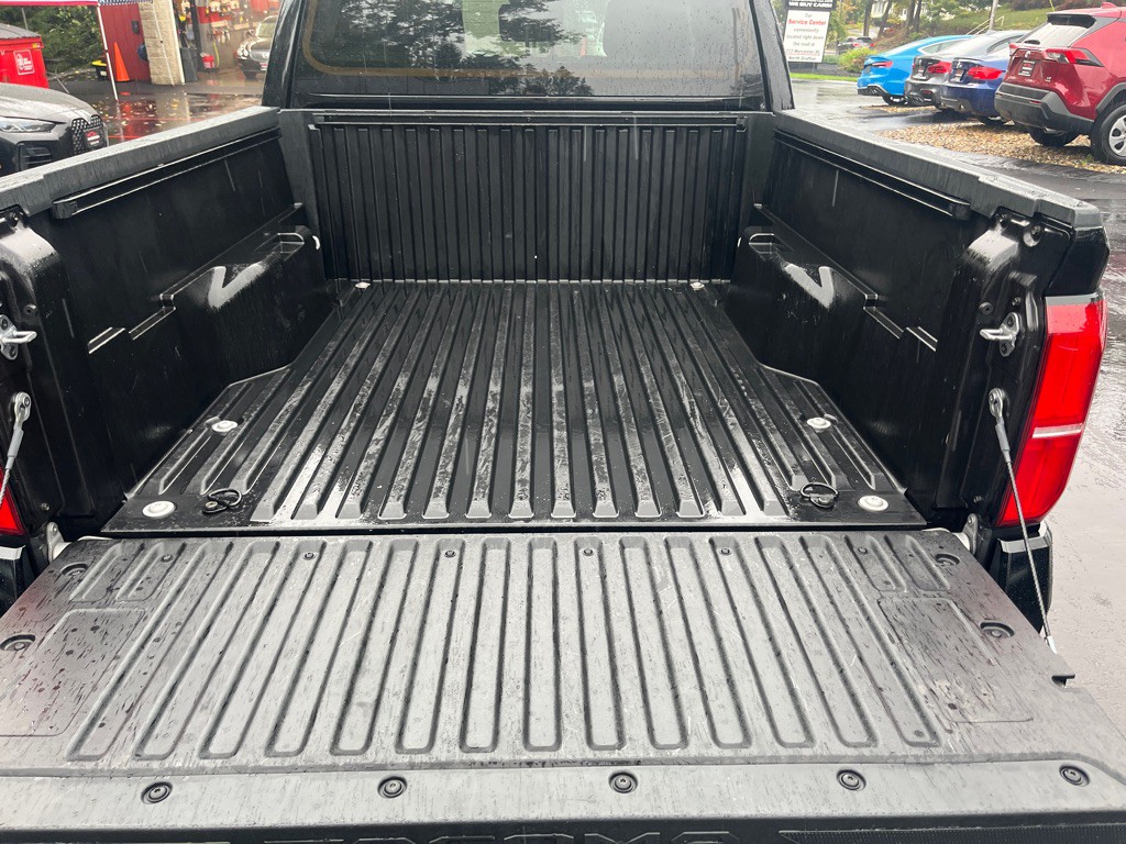 2024 Toyota Tacoma Image 10