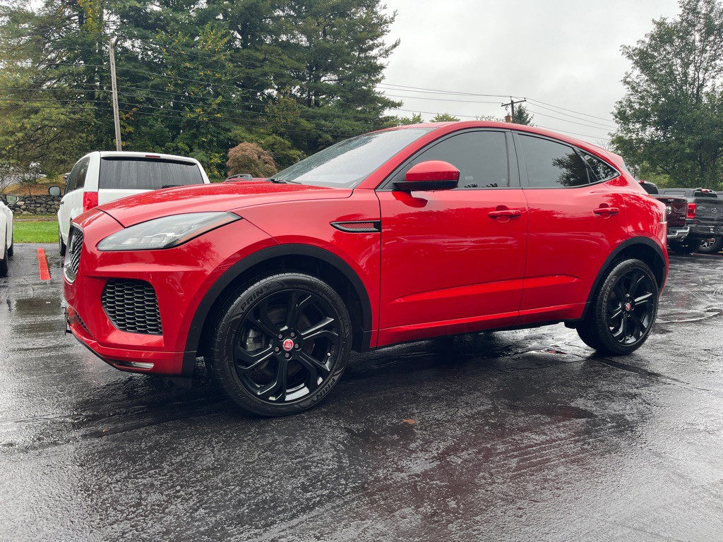 2018 Jaguar E-pace Image 1