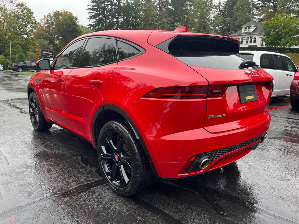 2018 Jaguar E-pace Image 12