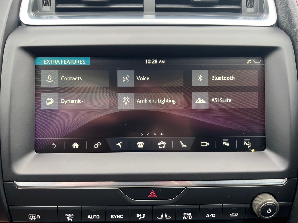 2018 Jaguar E-pace Image 22