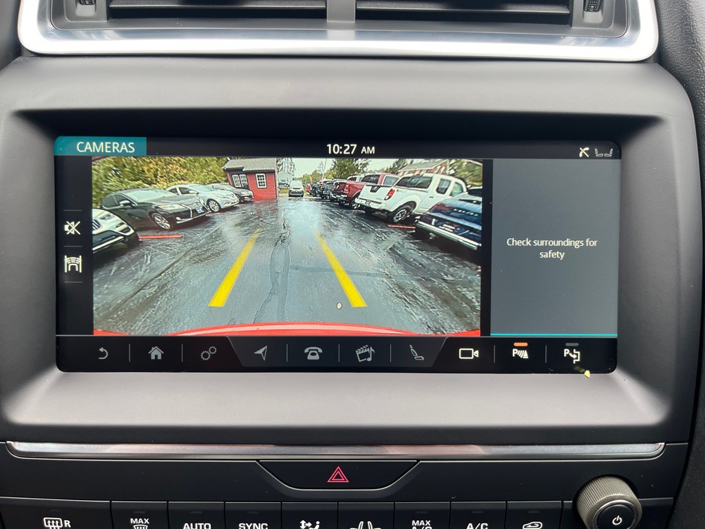 2018 Jaguar E-pace Image 26