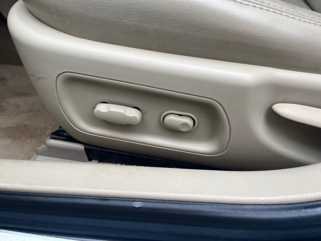 2009 Buick Lacrosse Image 19