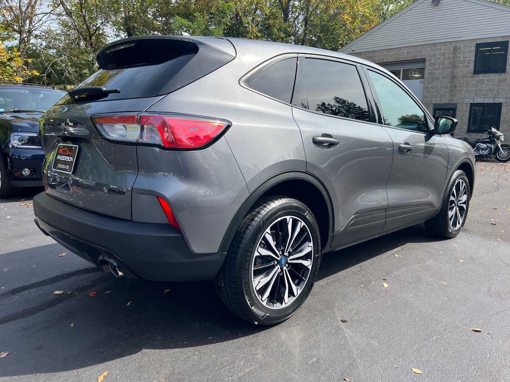 2022 Ford Escape Image 8