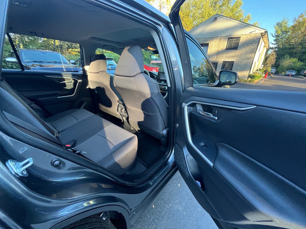 2019 Toyota Rav4 Image 8