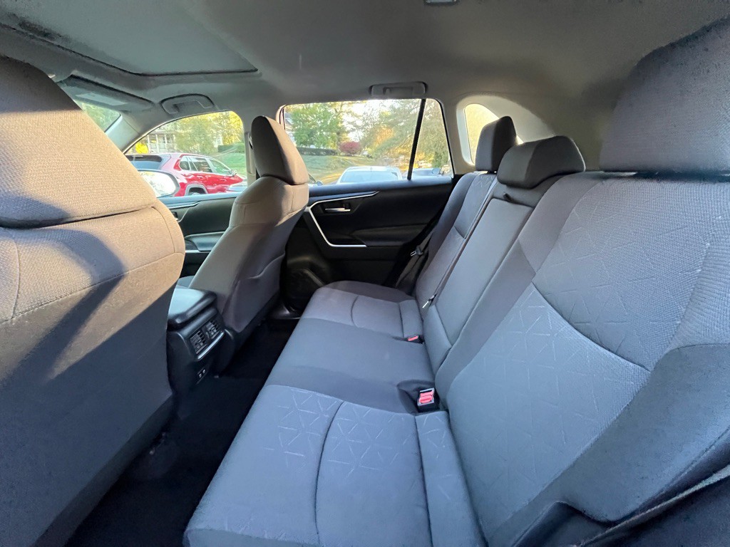 2019 Toyota Rav4 Image 14