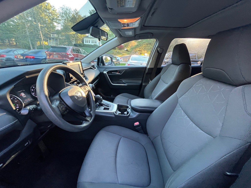 2019 Toyota Rav4 Image 18